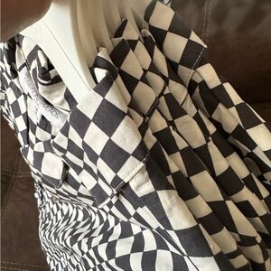 Case of 6 Grayson threads outfits